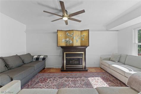 5268 Edenhurst Road Lyndhurst OH 44124