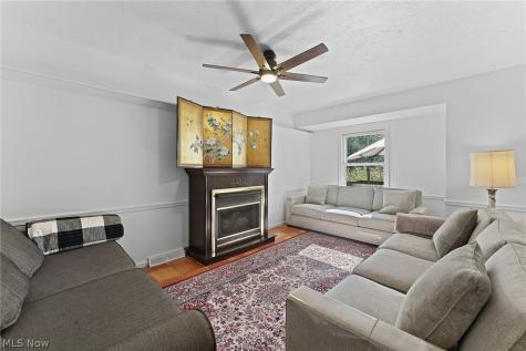 5268 Edenhurst Road Lyndhurst OH 44124