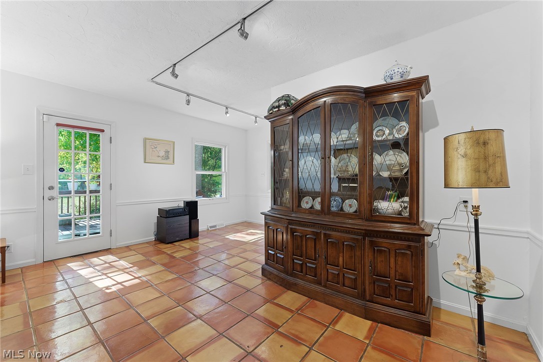 5268 Edenhurst Road Lyndhurst OH 44124