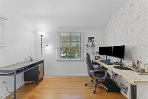 5268 Edenhurst Road Lyndhurst OH 44124