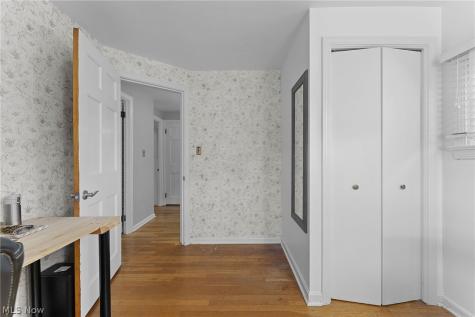 5268 Edenhurst Road Lyndhurst OH 44124