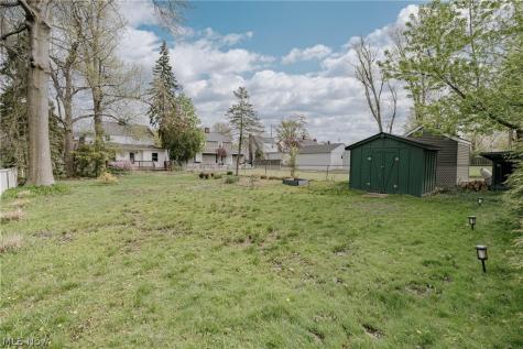 5268 Edenhurst Road Lyndhurst OH 44124