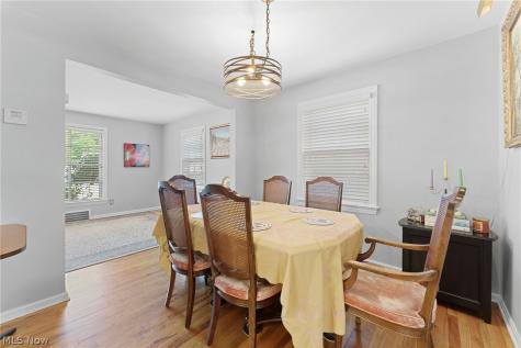5268 Edenhurst Road Lyndhurst OH 44124
