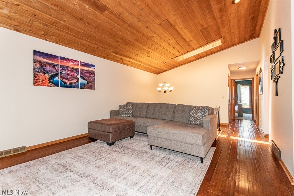 5826 Mallard Court Mentor OH 44060