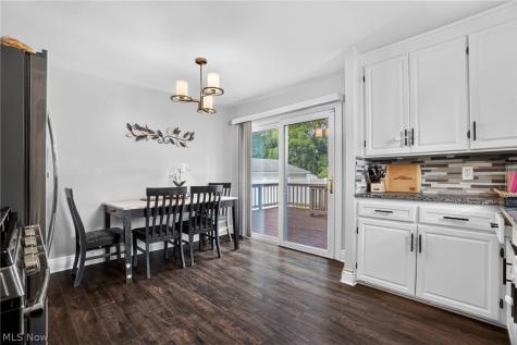 2239 Larchmont Drive Wickliffe OH 44092