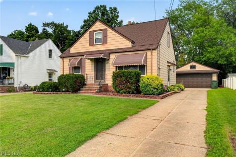 2239 Larchmont Drive Wickliffe OH 44092
