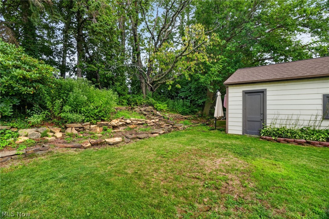 2239 Larchmont Drive Wickliffe OH 44092