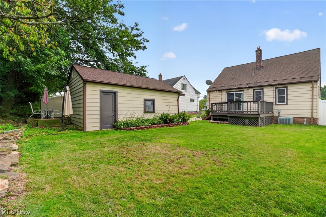 2239 Larchmont Drive Wickliffe OH 44092