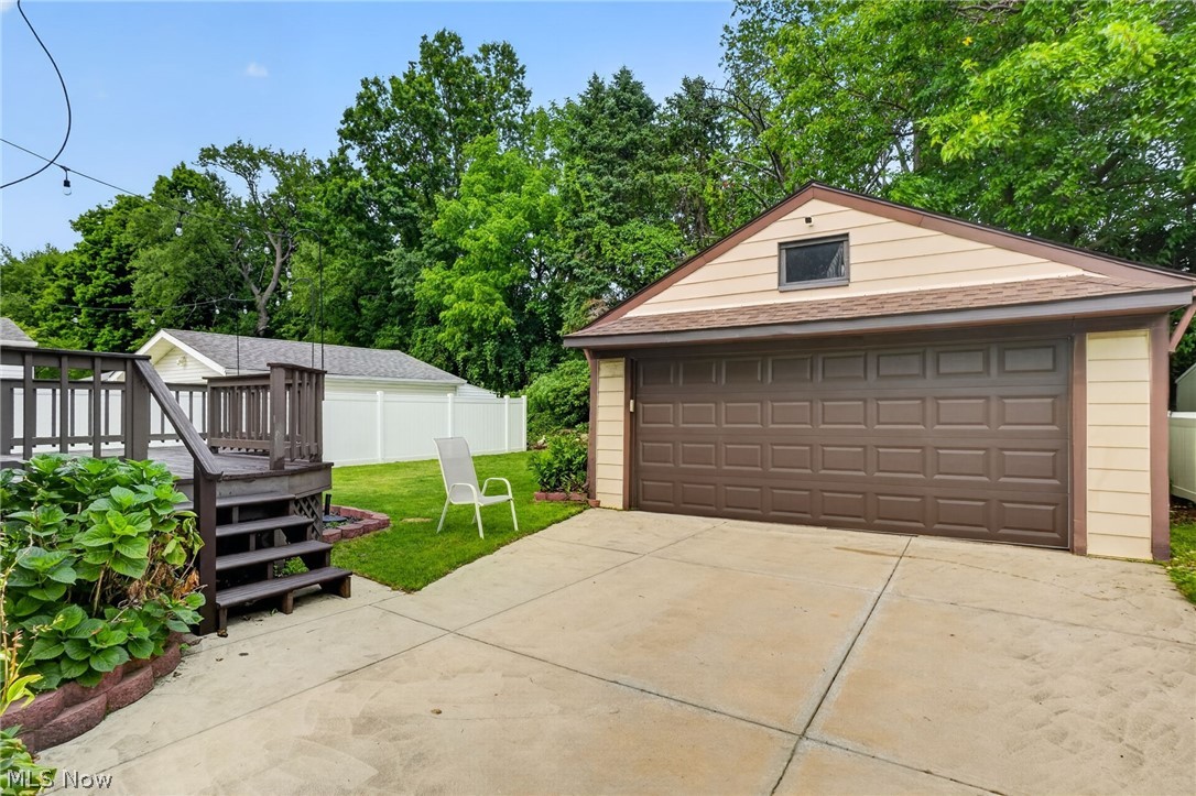 2239 Larchmont Drive Wickliffe OH 44092