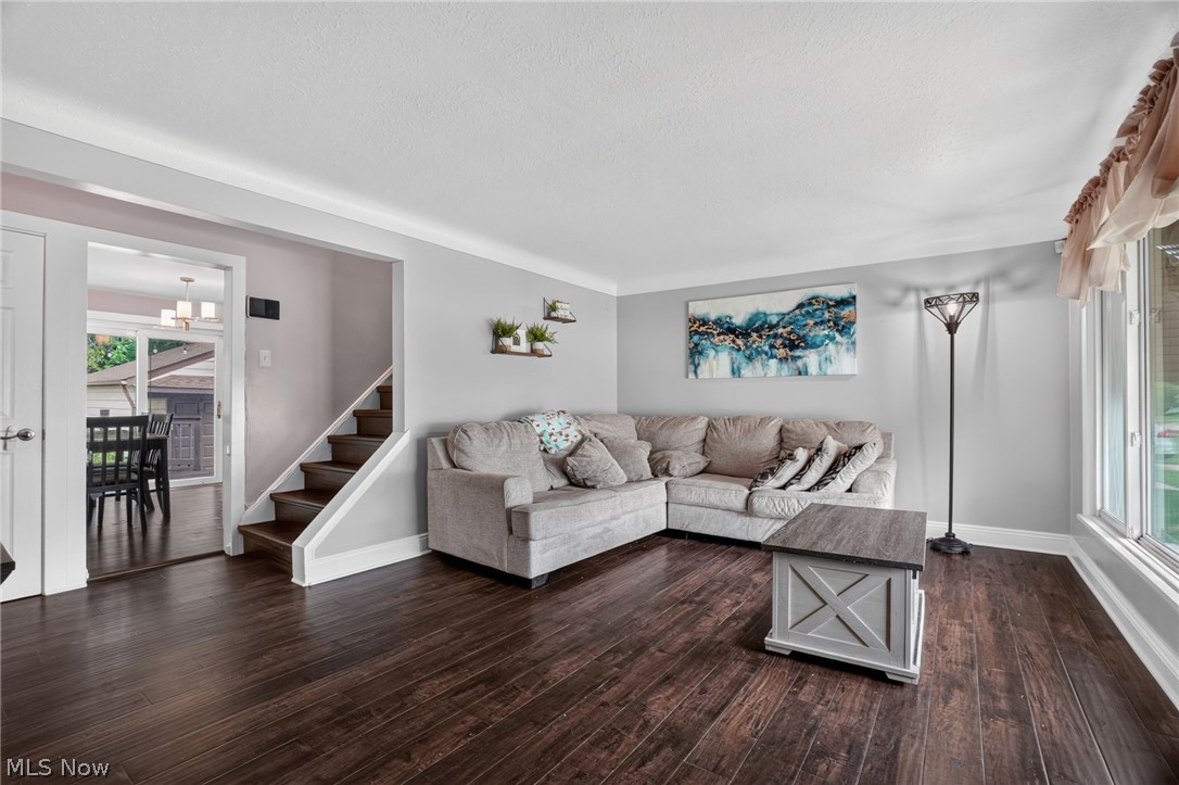 2239 Larchmont Drive Wickliffe OH 44092
