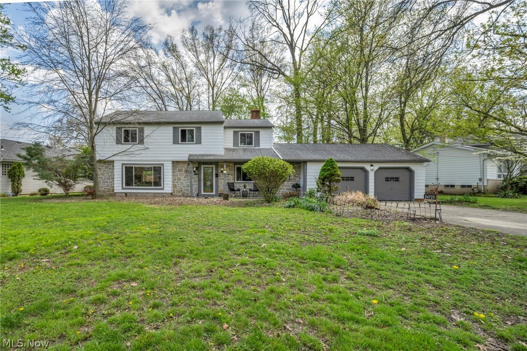 24720 Dundee Drive Richmond Heights OH 44143
