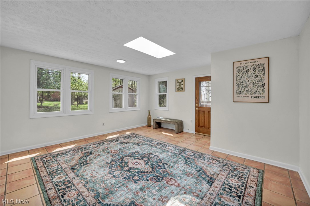 24720 Dundee Drive Richmond Heights OH 44143