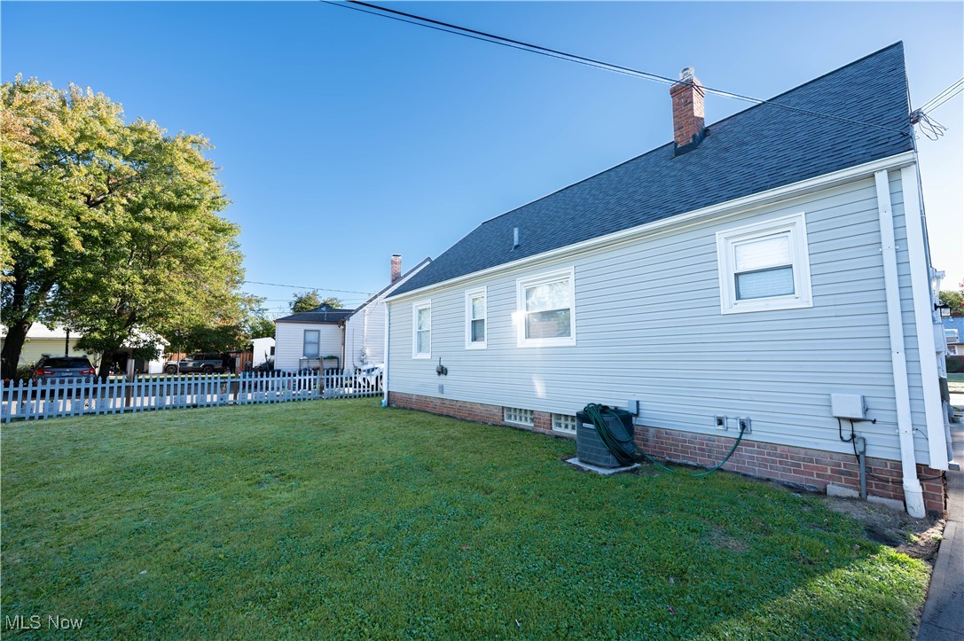 1574 Hawthorne Drive Mayfield Heights OH 44124