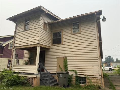 531 W Chalmers Avenue Youngstown OH 44511