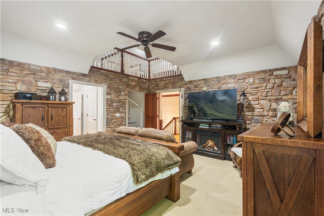 18420 May Court Chagrin Falls OH 44023