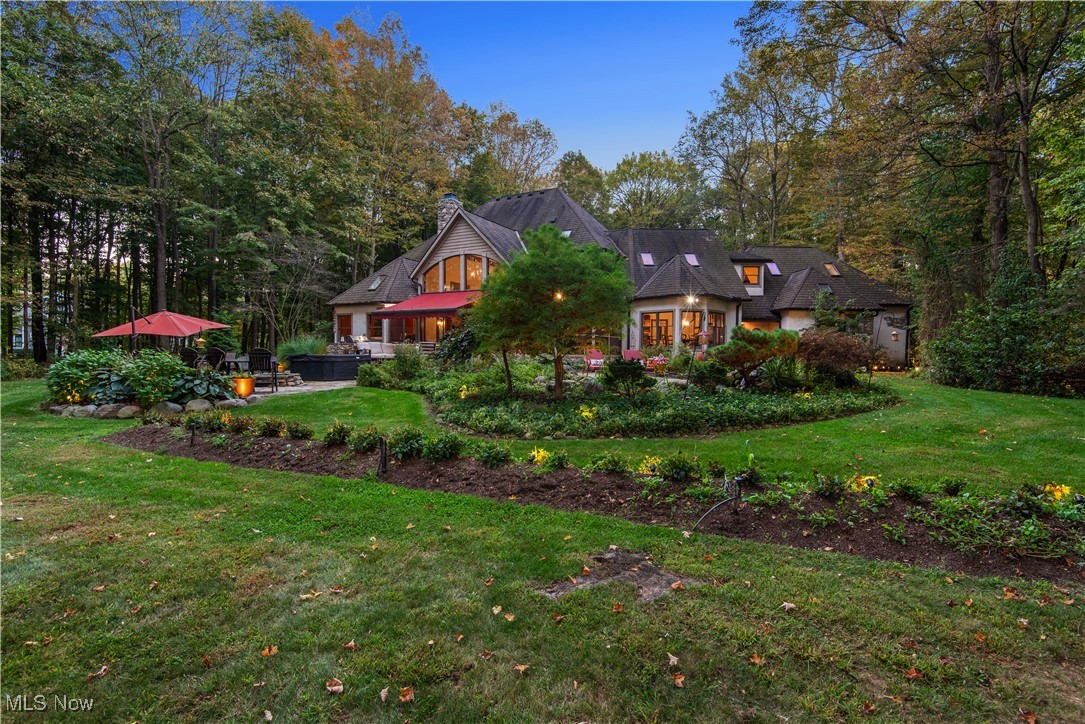 18420 May Court Chagrin Falls OH 44023