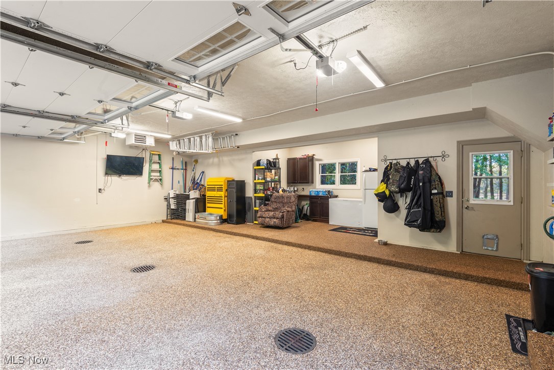 18420 May Court Chagrin Falls OH 44023