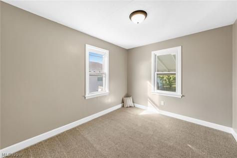 1419 Grand Boulevard Barberton OH 44203