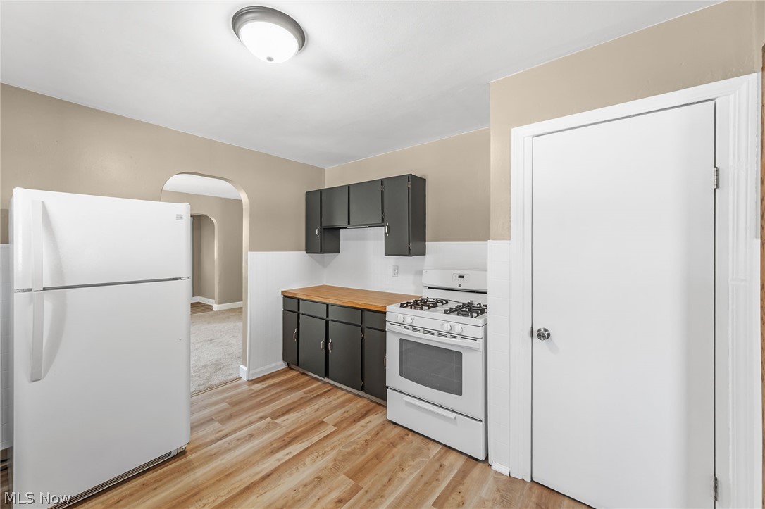 1419 Grand Boulevard Barberton OH 44203