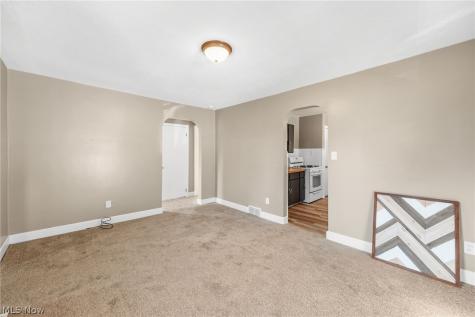 1419 Grand Boulevard Barberton OH 44203