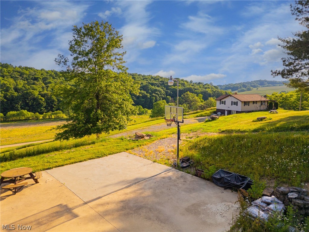 23219 Township Road 409 Warsaw OH 43844