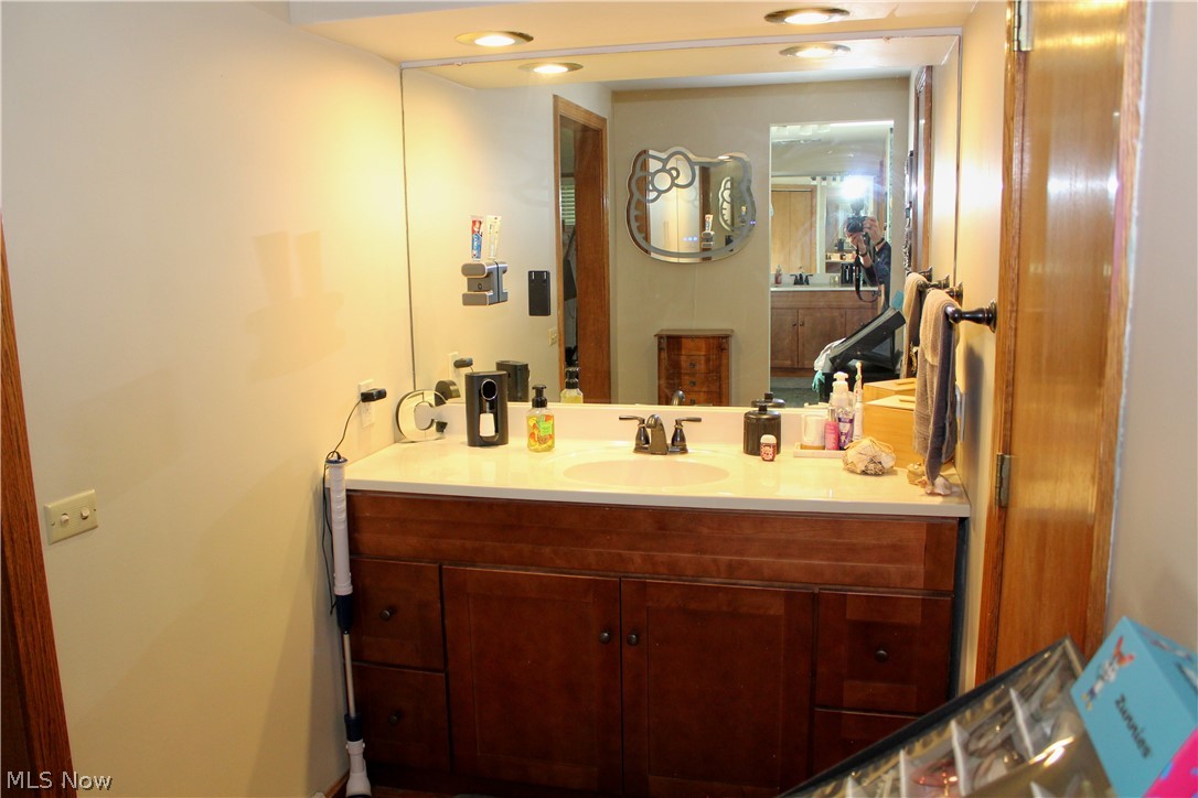 111 Albert Street Newton Falls OH 44444
