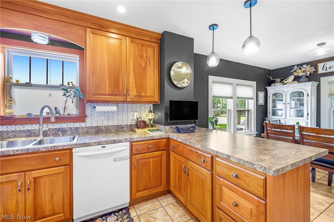 12681 Orrville Street NW North Lawrence OH 44666