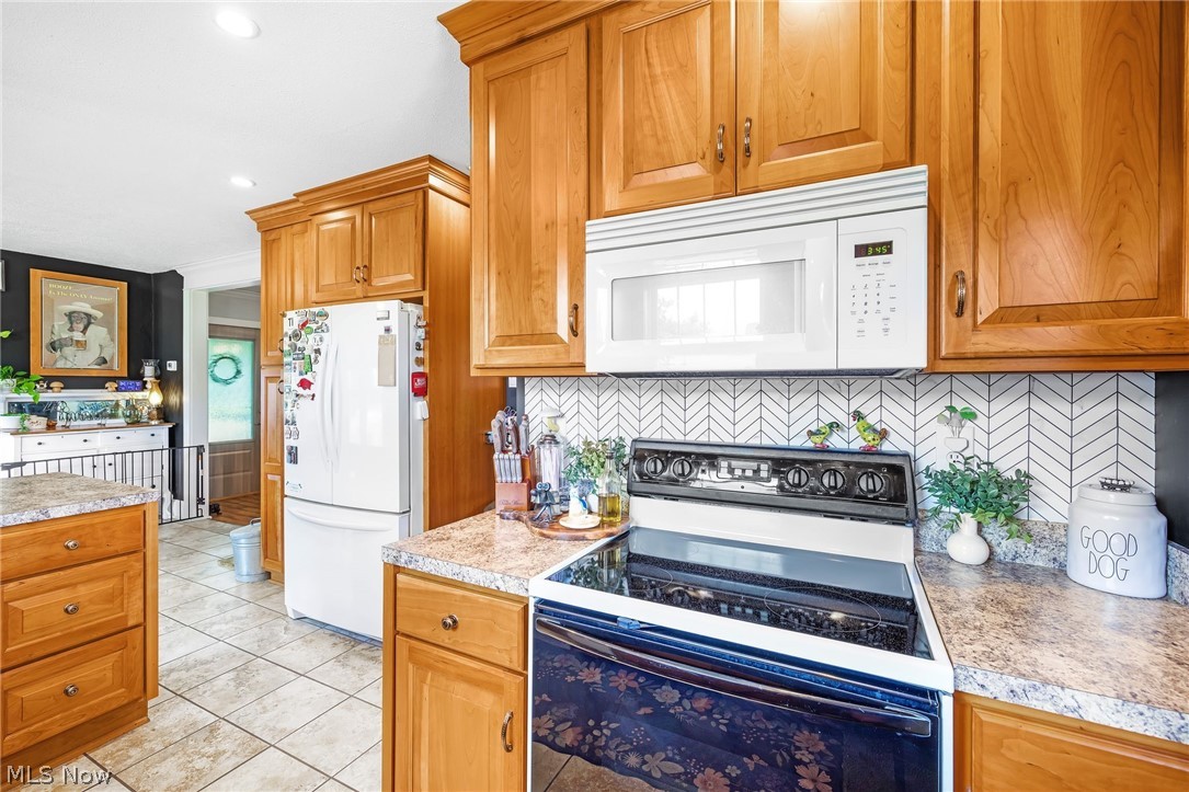 12681 Orrville Street NW North Lawrence OH 44666