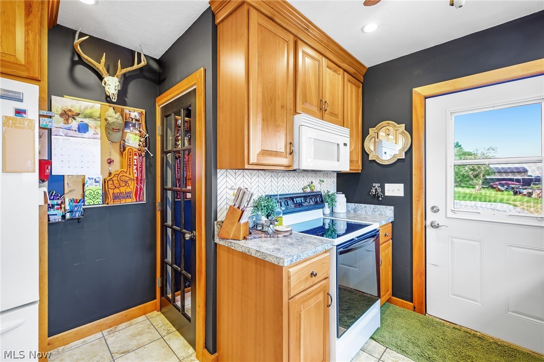 12681 Orrville Street NW North Lawrence OH 44666