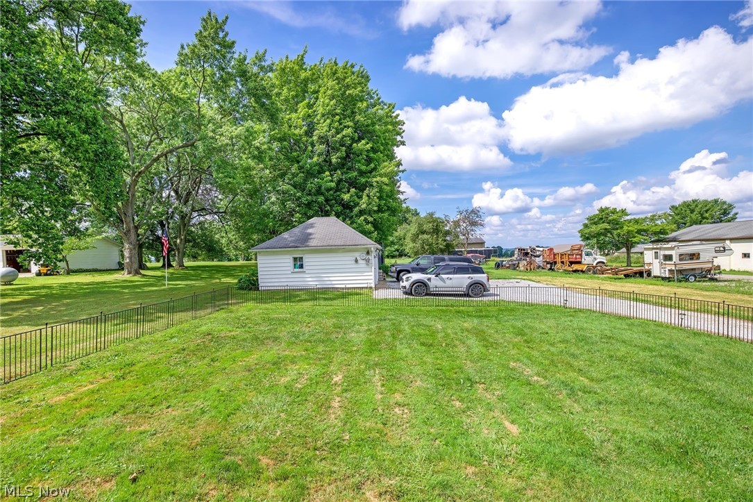 12681 Orrville Street NW North Lawrence OH 44666