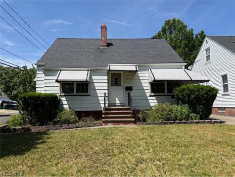 21203 Raymond Street Maple Heights OH 44137