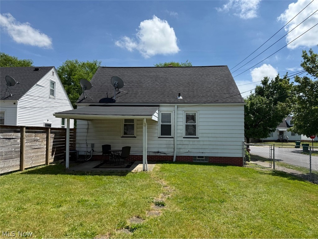 21203 Raymond Street Maple Heights OH 44137