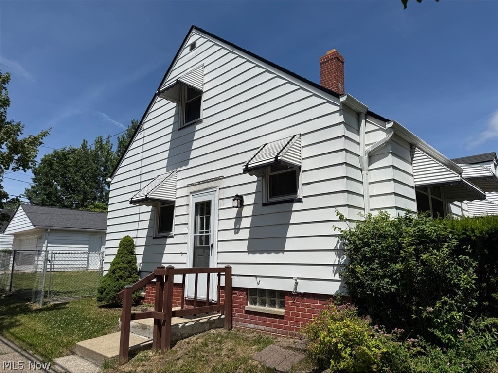 21203 Raymond Street Maple Heights OH 44137