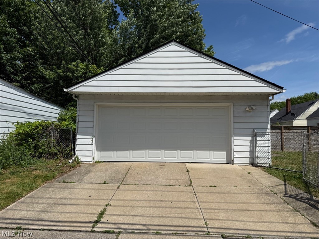 21203 Raymond Street Maple Heights OH 44137