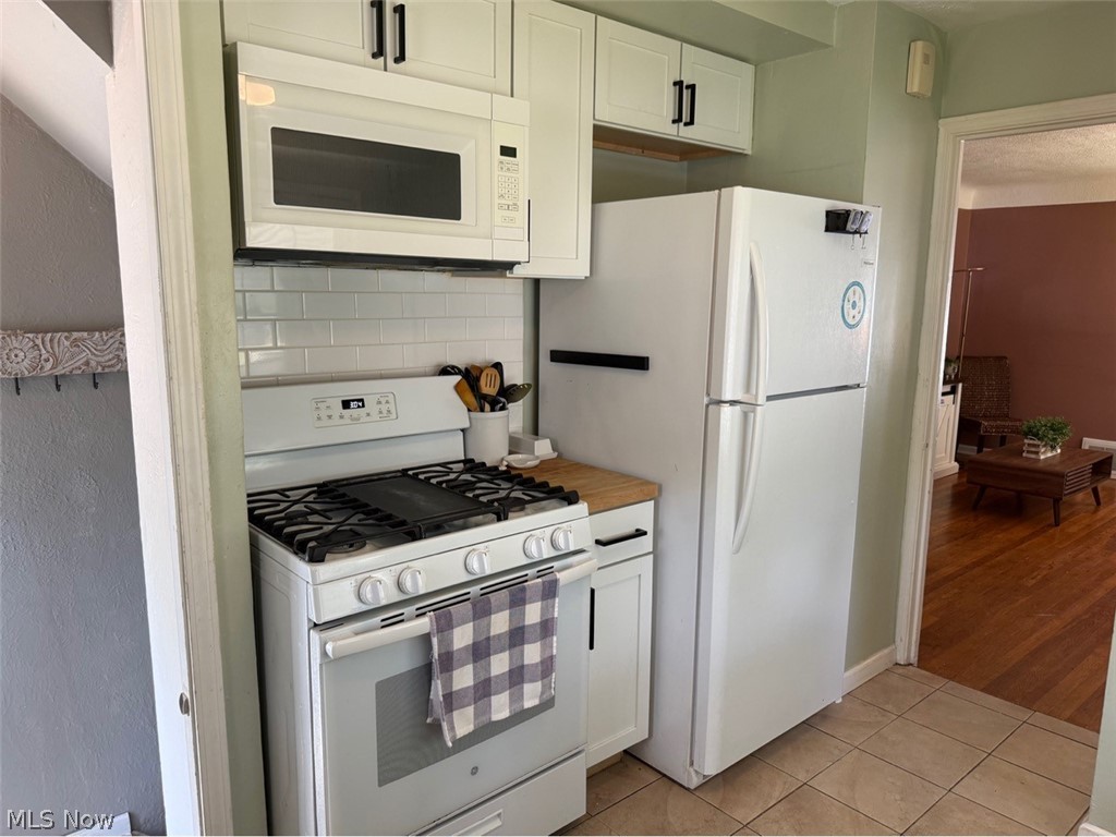 21203 Raymond Street Maple Heights OH 44137