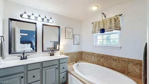 167 Park View Court Peninsula OH 44264