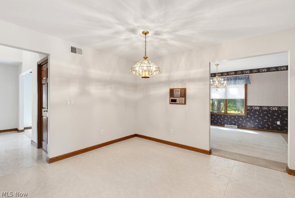 581 Maple Court Macedonia OH 44056