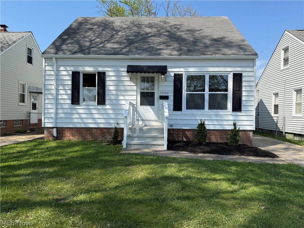 13722 Courtland Avenue Cleveland OH 44111