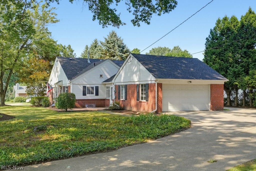 2468 Ridgewood Road Akron OH 44313