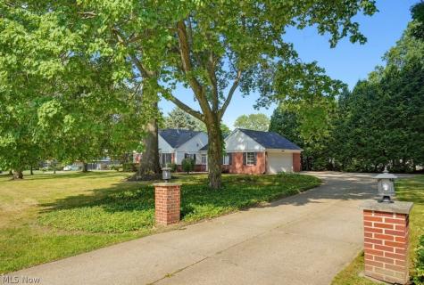 2468 Ridgewood Road Akron OH 44313