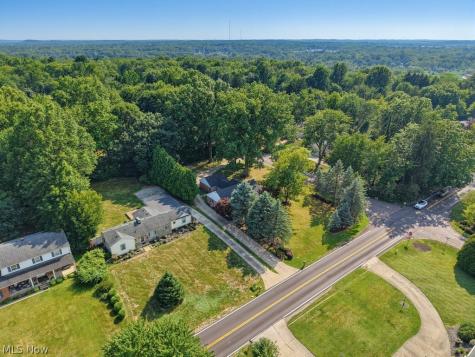 2468 Ridgewood Road Akron OH 44313