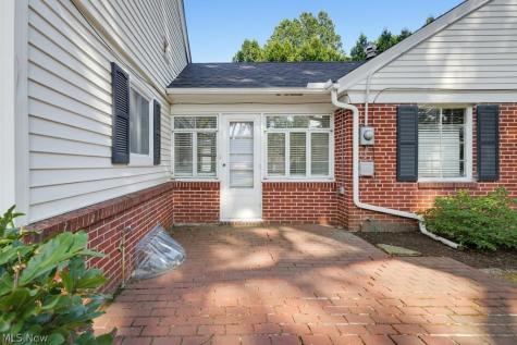 2468 Ridgewood Road Akron OH 44313