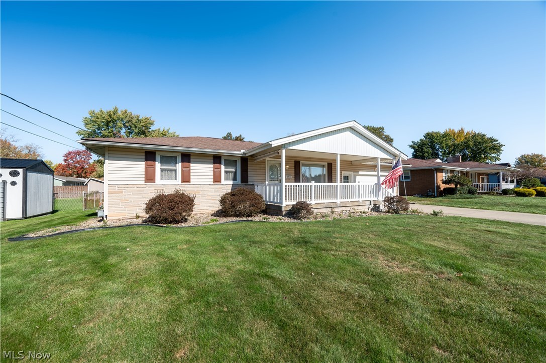 4710 Pinegrove Avenue Youngstown OH 44515
