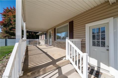 4710 Pinegrove Avenue Youngstown OH 44515