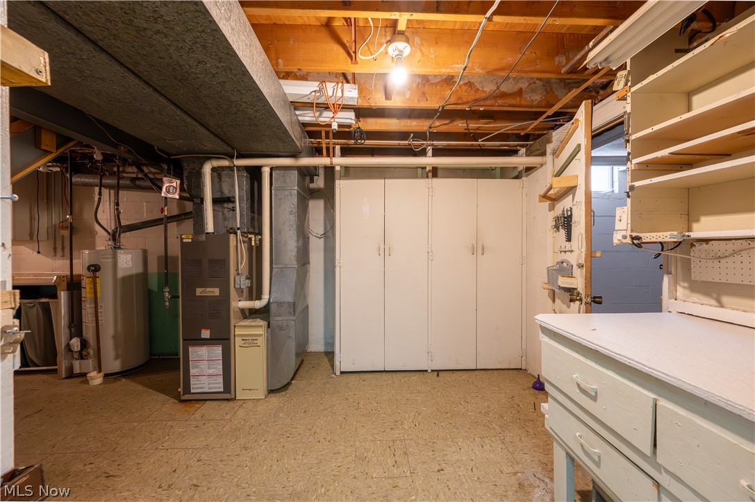 4710 Pinegrove Avenue Youngstown OH 44515