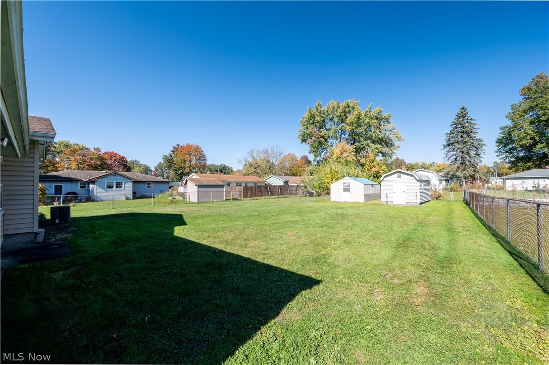 4710 Pinegrove Avenue Youngstown OH 44515