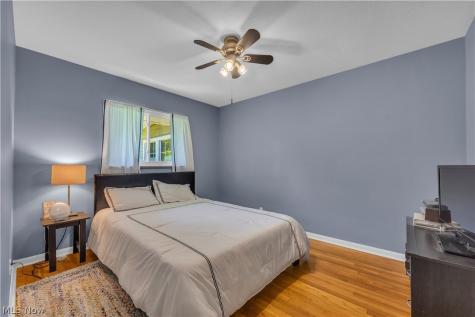 364 Cherry Lane Seven Hills OH 44131