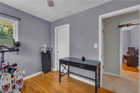 364 Cherry Lane Seven Hills OH 44131
