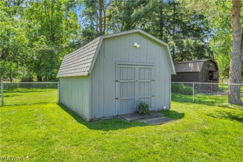 364 Cherry Lane Seven Hills OH 44131