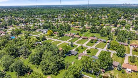 364 Cherry Lane Seven Hills OH 44131
